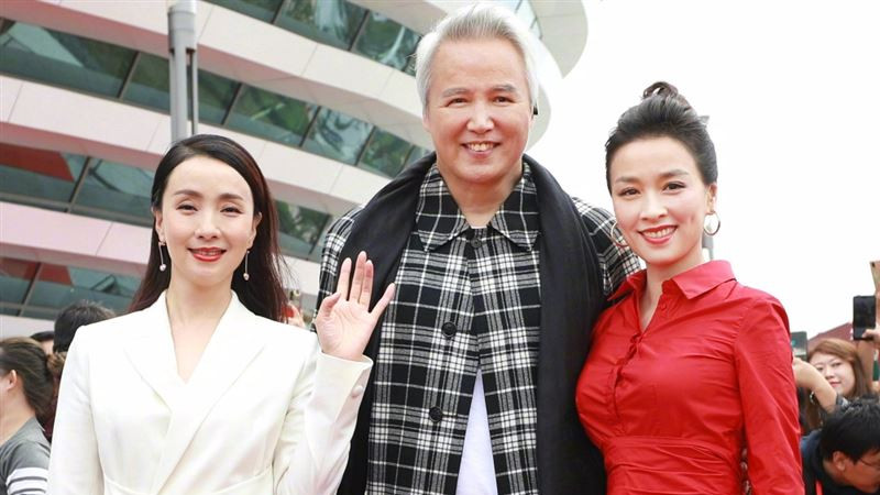 张庭|知名女星被抓包投资“张庭传销”3年获利2.6亿　网友怒喊：快查税