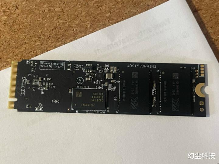 |国产SSD已经崛起，有致态和阿斯加特！就等DDR5内存条了