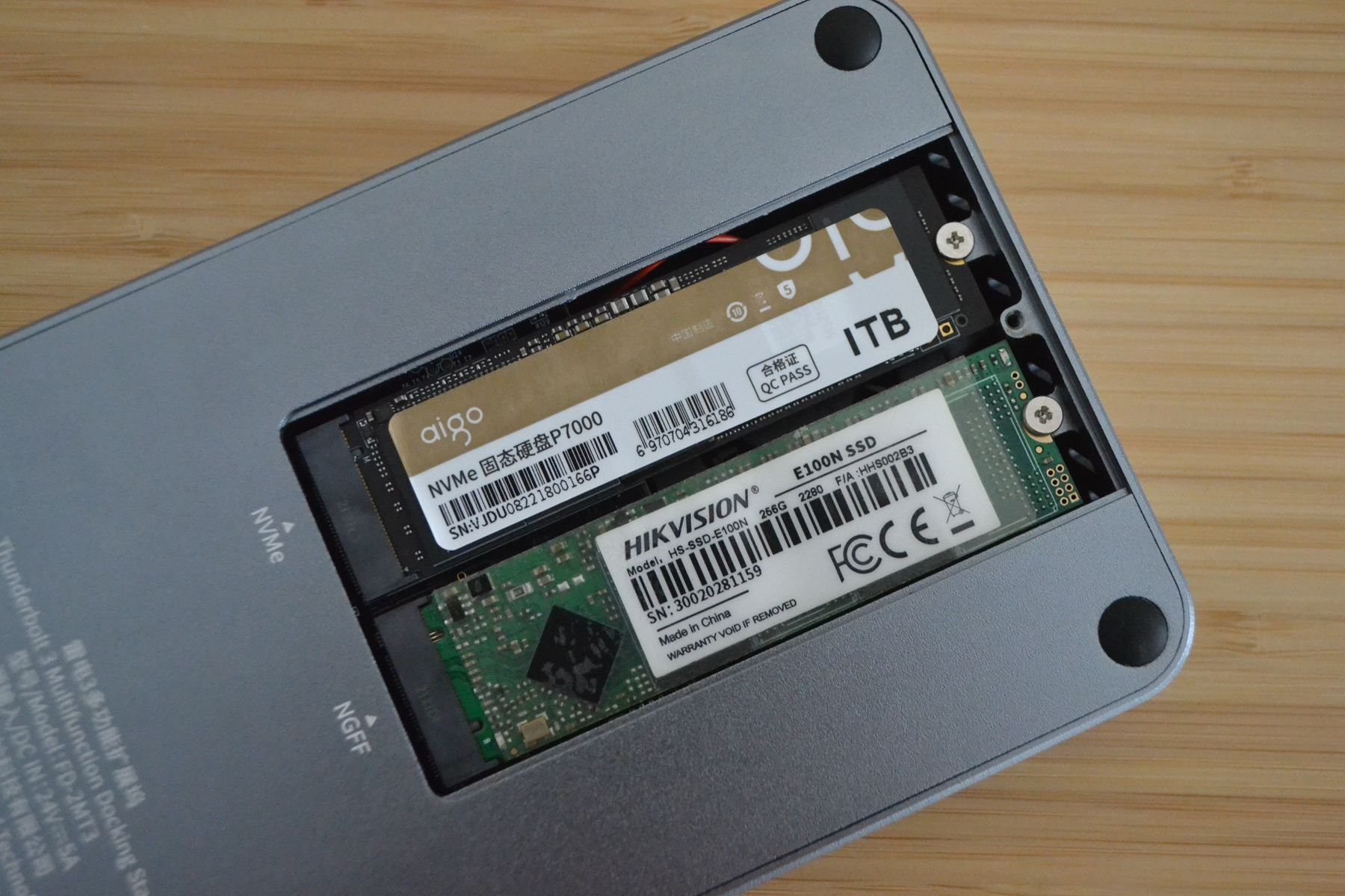 iPad|最强硬盘盒拓展坞！读取7000兆的aigo硬盘，外接它竟跑到了4000兆