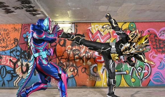 |假面骑士revice:基夫遭三兄妹围殴,迎来剧情杀,本体藏在亚空间