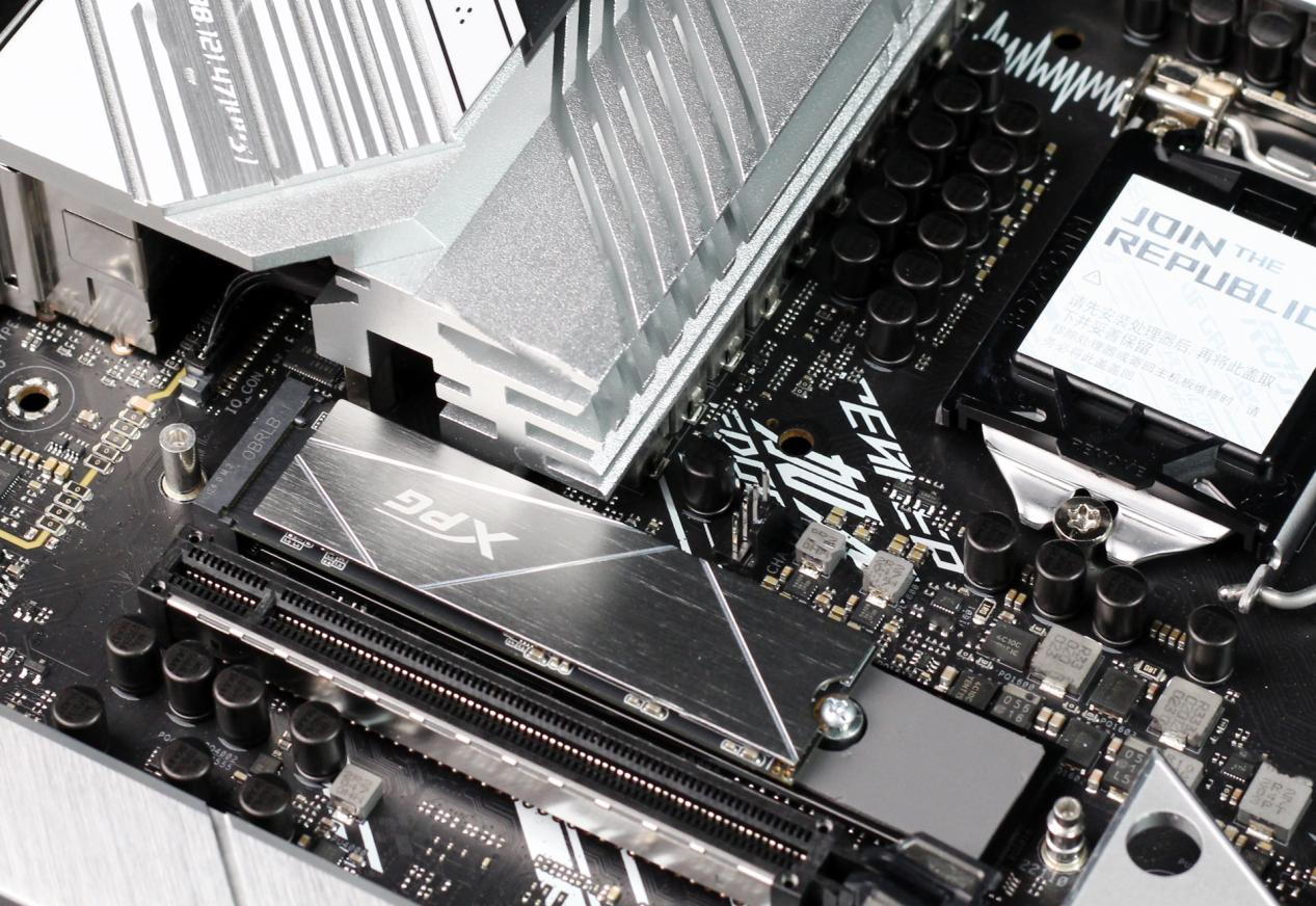 智能机器人|高性能游戏平台装机配置：XPG龙耀 DDR5内存走起