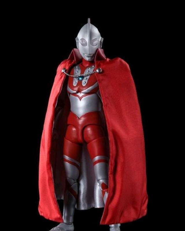 雷欧|穿斗篷最帅的5个奥特曼：雷欧位于榜首，佐菲排第三，艾斯垫底！