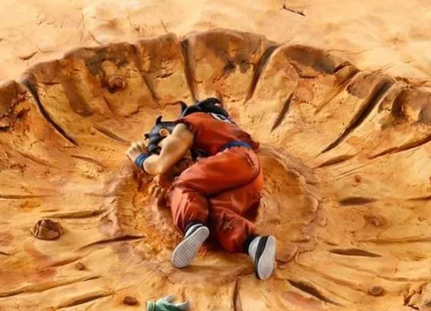 天明|有哪些角色出场像主角,后面变成了路人甲?