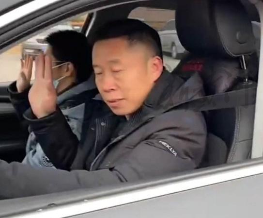 西拉米|养父母家姐姐告别孙卓，直言心里万般不舍，真容曝光颜值太惊艳