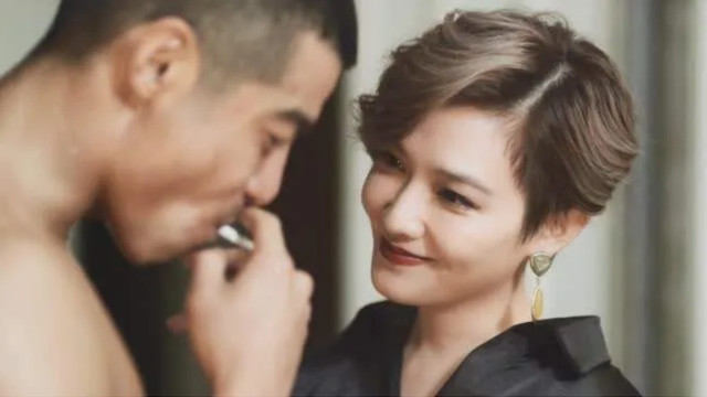 范晓萱|从甜歌天后到颓废魔女，为男友割掉子宫的范晓萱，如今活得怎么样