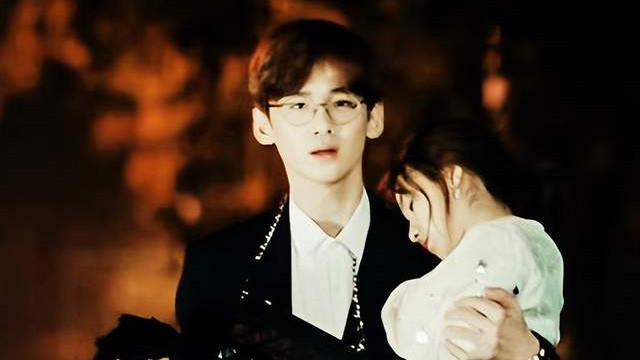 公主抱|公主抱变成抬公主，发福身材演美男，这些男演员怎么了?