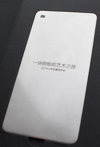 小米科技|从小米4到小米12ultra：1英寸底的摄像头拍不出304不锈钢的美！