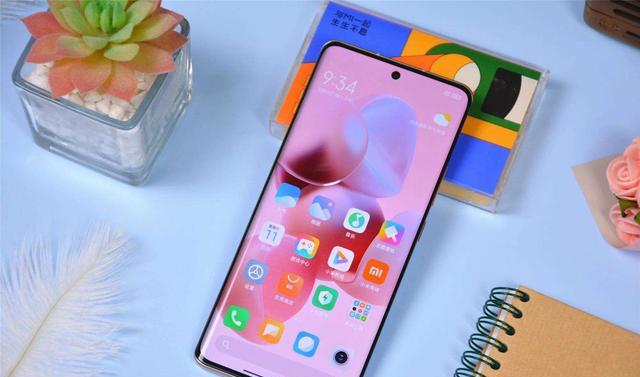 三星Galaxy|小米12和12S有何区别？顶配版小米12现已跌至3099元，网友：真香