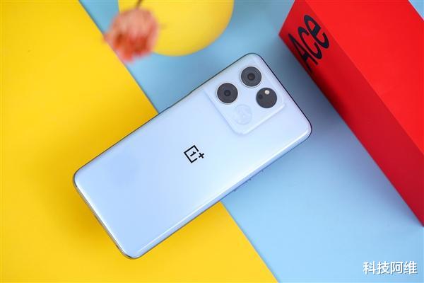 小米科技|小米遭遇“强劲对手”,12GB+256GB+67W,三天后首销或将供不应求