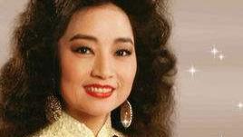 徐小凤|殿堂级天后徐小凤：宁分手不改国籍，春晚为她破例，古稀年仍未婚