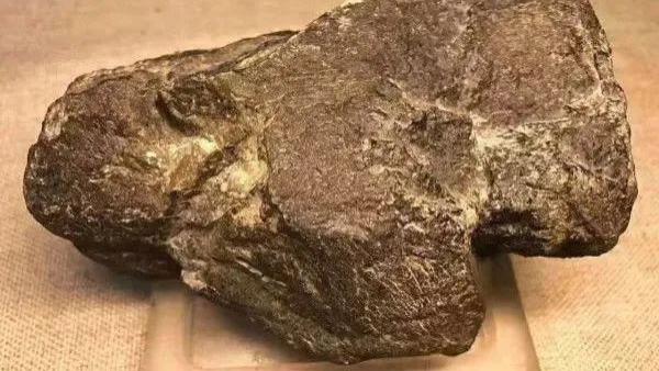 翡翠|翡翠毛料学问大