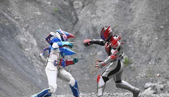 |假面骑士Revice第42话先行图公开，狩崎主动送上腰带