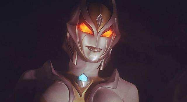 acgn漫評|奧特曼中最厲害的黑暗裝備：怪獸戰斗儀排第三，黑暗鎧甲墊底！