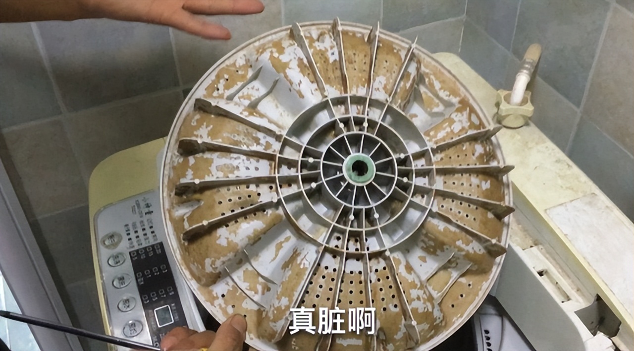 联想|洗衣机用完后,“开盖”还是“关盖”好?难怪衣服洗完还黏糊糊的