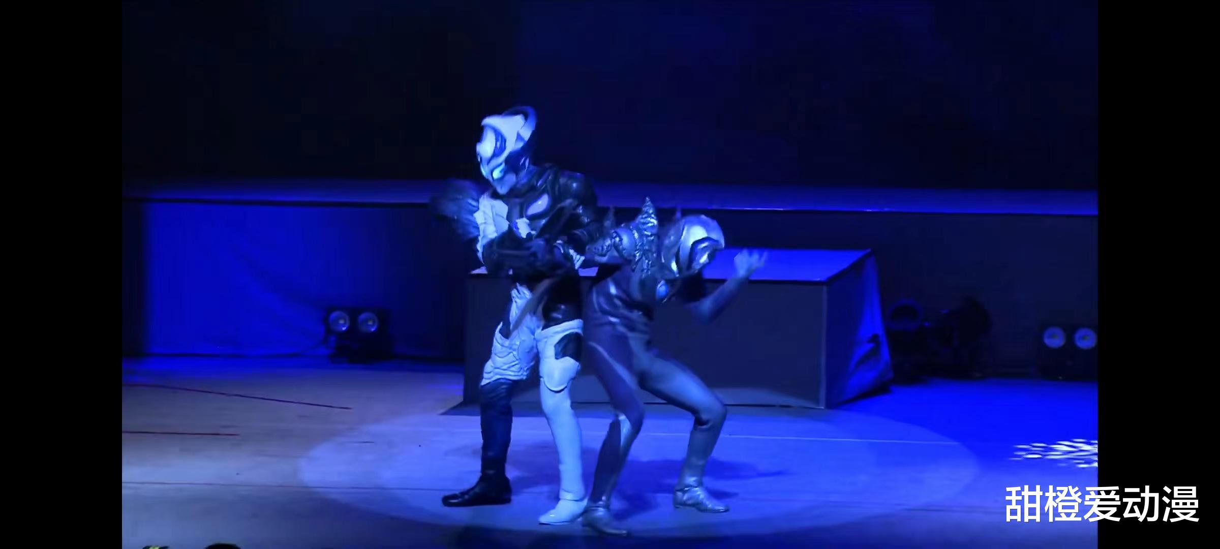 迪迦·奥特曼|黑暗巨人的对决：两个卡姐的战斗是真的优雅，黑迪迎战黑特！