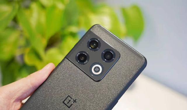 小米科技|7月安卓旗舰机推荐：小米12SUltra口碑最好，但值得推荐的是它