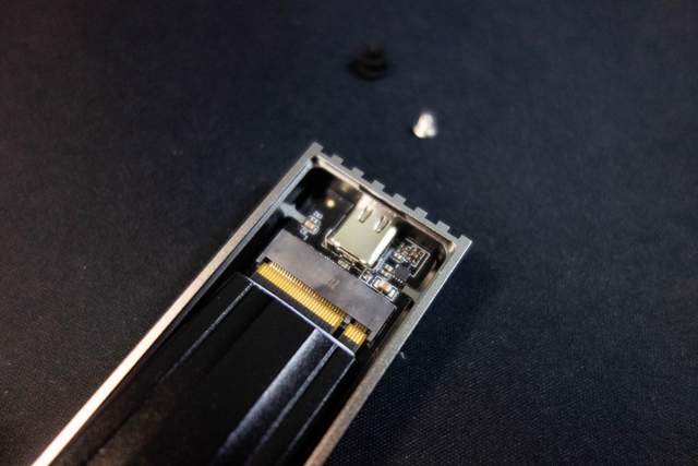 三星Galaxy|全金属机身,硬核散热马甲,ORICO硬盘盒M232C3体验