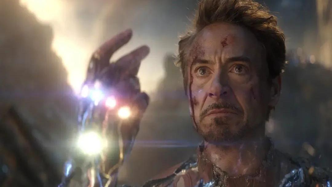 新蝙蝠侠|又黑又长又闷，「臭毛病」一堆的《新蝙蝠侠》，文艺气质让人着迷