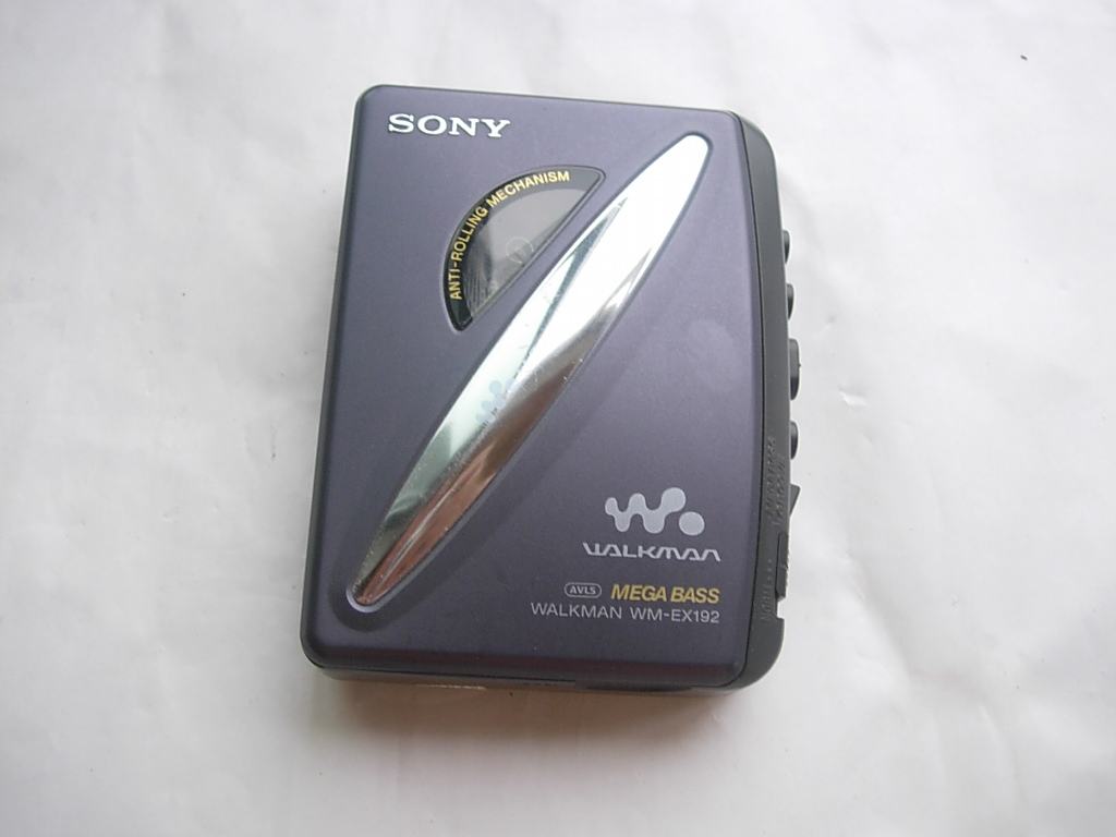 电视机|用过这16种电器的人,暴露年龄了,你用过几种,满满的回忆