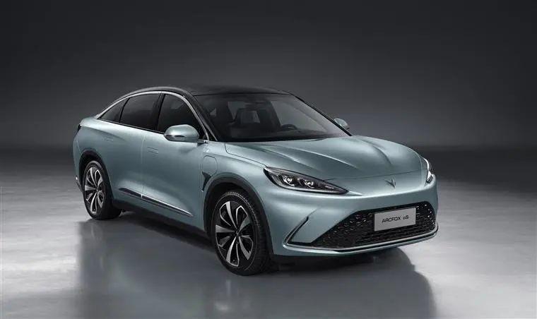 华为|这台问界M5里里外外都得到华为的buff加成