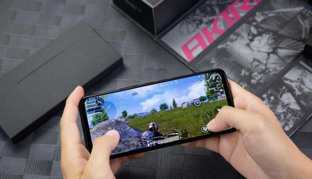 游戏手机|不降根本卖不动，16G+256G官方降500，6000mAh坐镇，香味十足