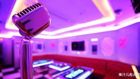 ktv|曾经风靡一时的“KTV”，为啥现在生意如此惨淡？服务员无奈说出实情