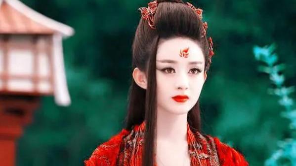 花千骨|电影版《花千骨》造型曝光，陈都灵红衣亮相，或成第二个赵丽颖？