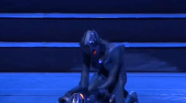 舞台剧|特利迦奥特曼舞台剧：卡尔蜜拉VS卡米拉为了自家老公争风吃醋