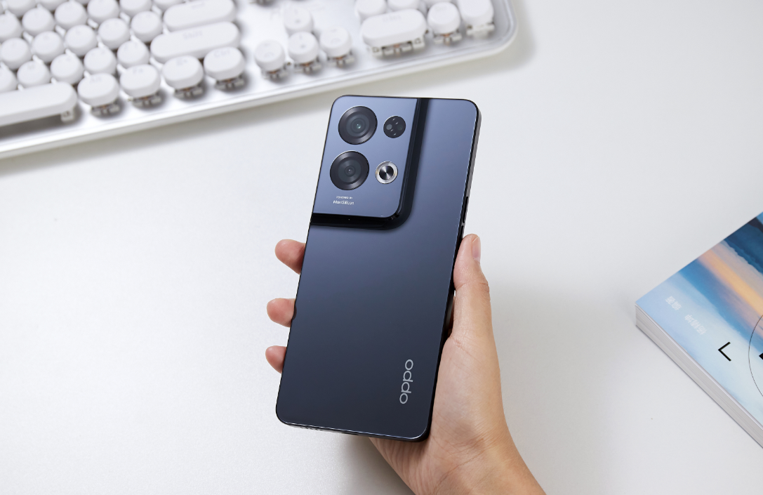 笔记本|这么快!刚收到新手机我还没完全适应,就马上给我推新系统。。。