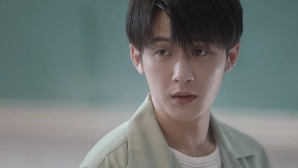 猎罪图鉴|开播飙升榜第一！秦海璐《猎罪图鉴》一出来，该有多少国产剧脸红