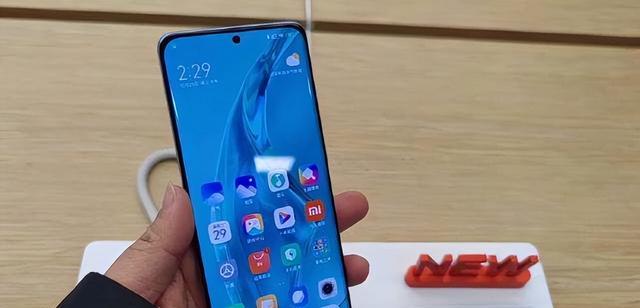 小米科技|小米良心了！256G+索尼IMX766+120Hz，小屏旗舰跌至新低价