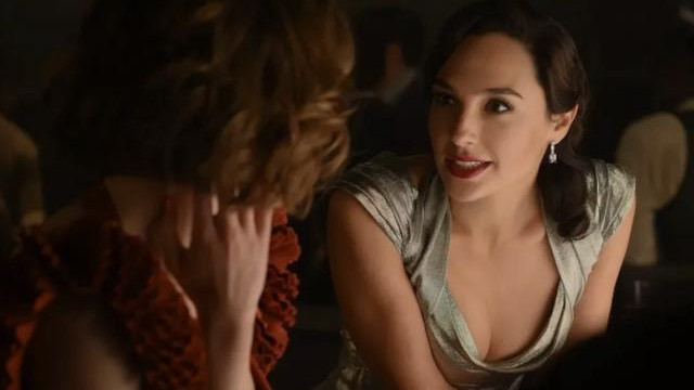 拉法埃尔·马克斯|老公出轨，她再嫁小14岁鲜肉，事业巅峰身价上十亿……这才是大女主