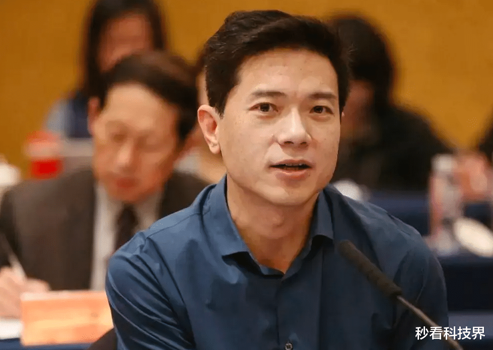 智能手机|比尔盖茨预测:智能手机或将淘汰!谁将会是下一个主角?