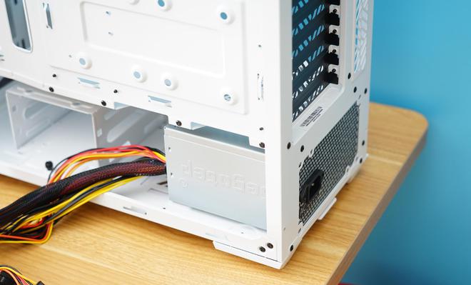 机箱|?好机箱也能提升使用体验：酷冷至尊MB520MESH中塔机箱分享