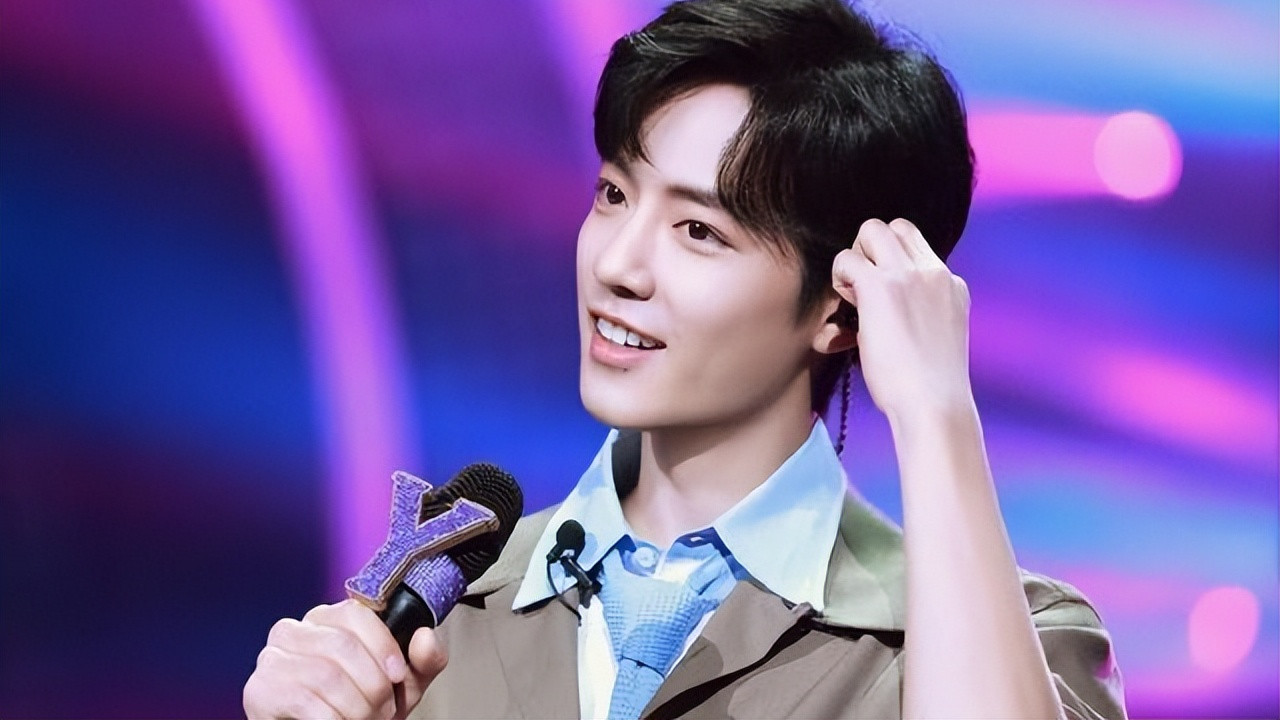 肖战|流量密码肖战：成于贵人李宇春，败于粉丝，他的无奈谁能懂