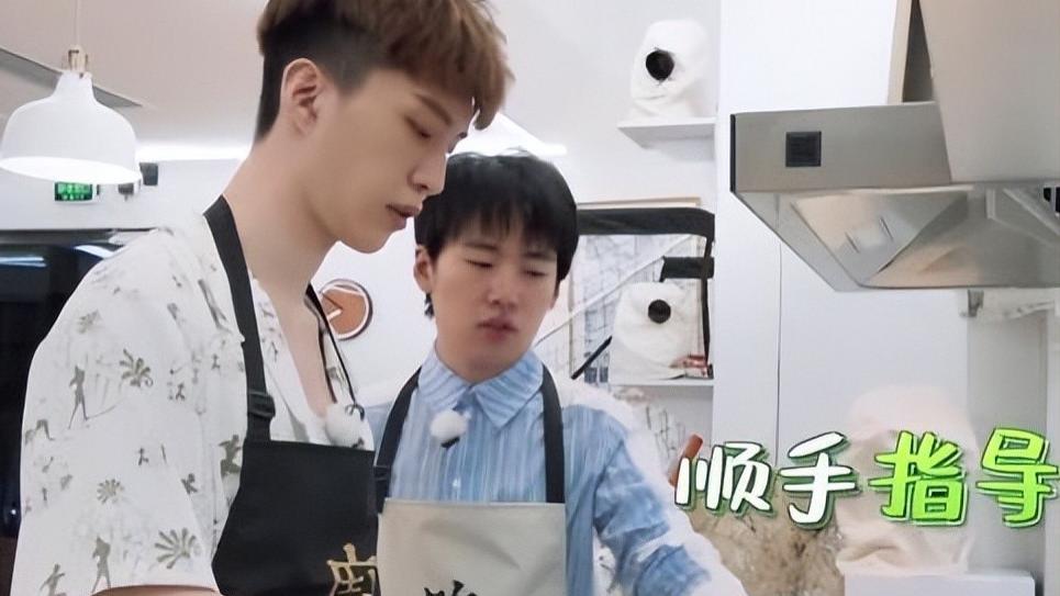 多管闲事|娱乐圈7大“生活巨婴”：冷水煮饺子、煮饭不放水，洗手液洗米？？？