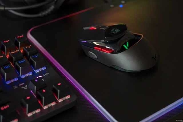 雷柏|599元的配置卖299元?雷柏VT960S游戏鼠标评测