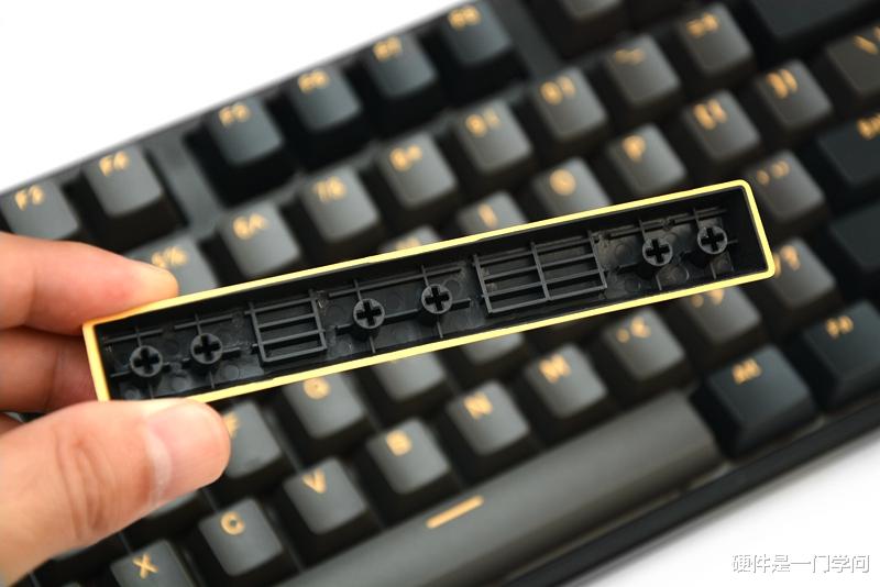 微信|大厂出品、PBT双色、99元，HELLO GANSS京元杏、十样锦键帽图赏