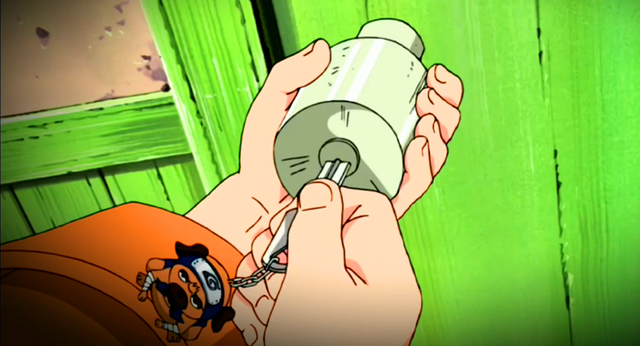 漩涡鸣人|火影：动漫中的动漫周边，妙木山钱包不错，但卡卡西抱枕要闹哪样