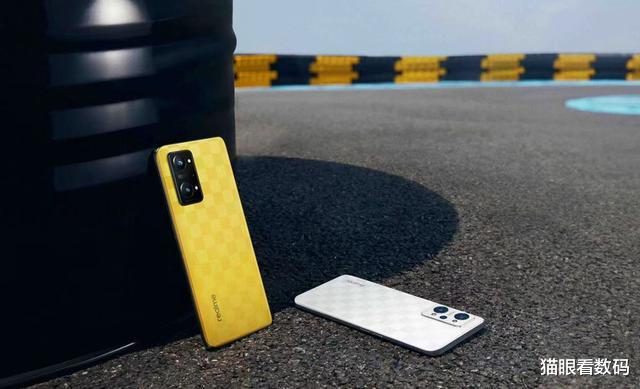 高通骁龙|高通骁龙870配大电池80W闪充 真我Q5 Pro值不值得买？