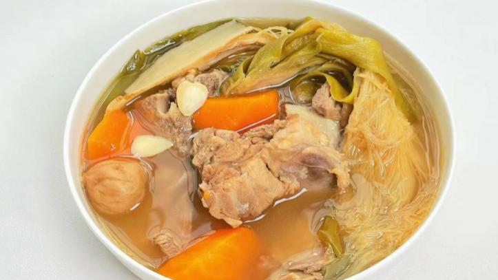 胡萝卜|秋季一碗汤，身体更舒坦！常给家人喝这汤，营养全面，平安度秋