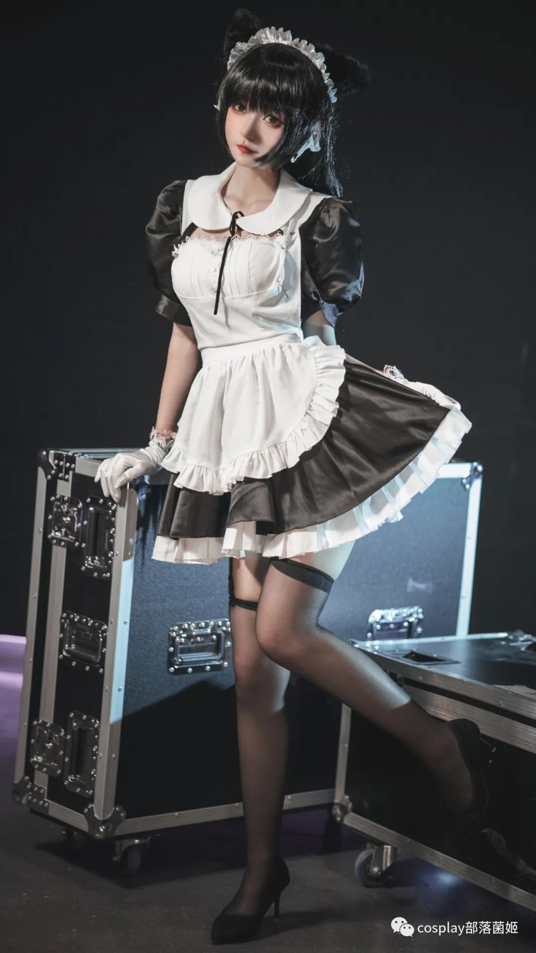 |cos：女仆爱宕cos正片@一一，少女的体重不能猜