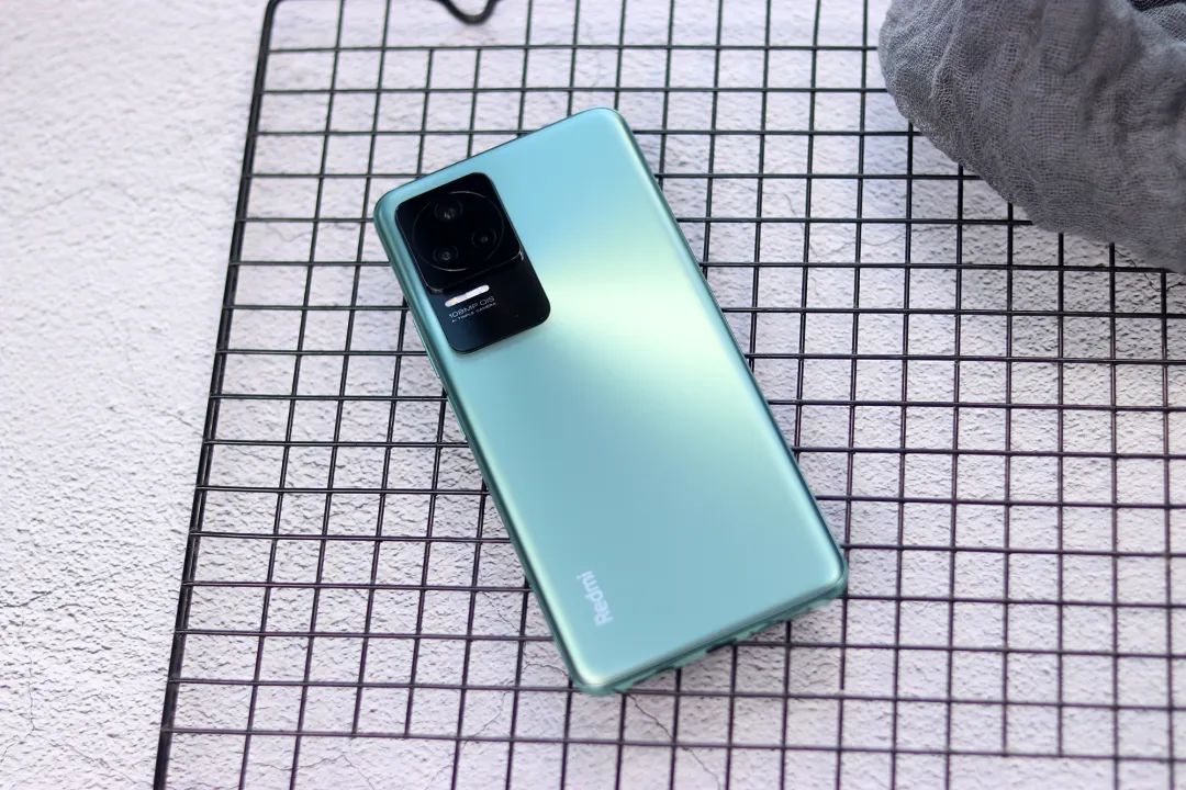 realme|手机不买贵的只买对的,这三款手机极致性价比,便宜又好用