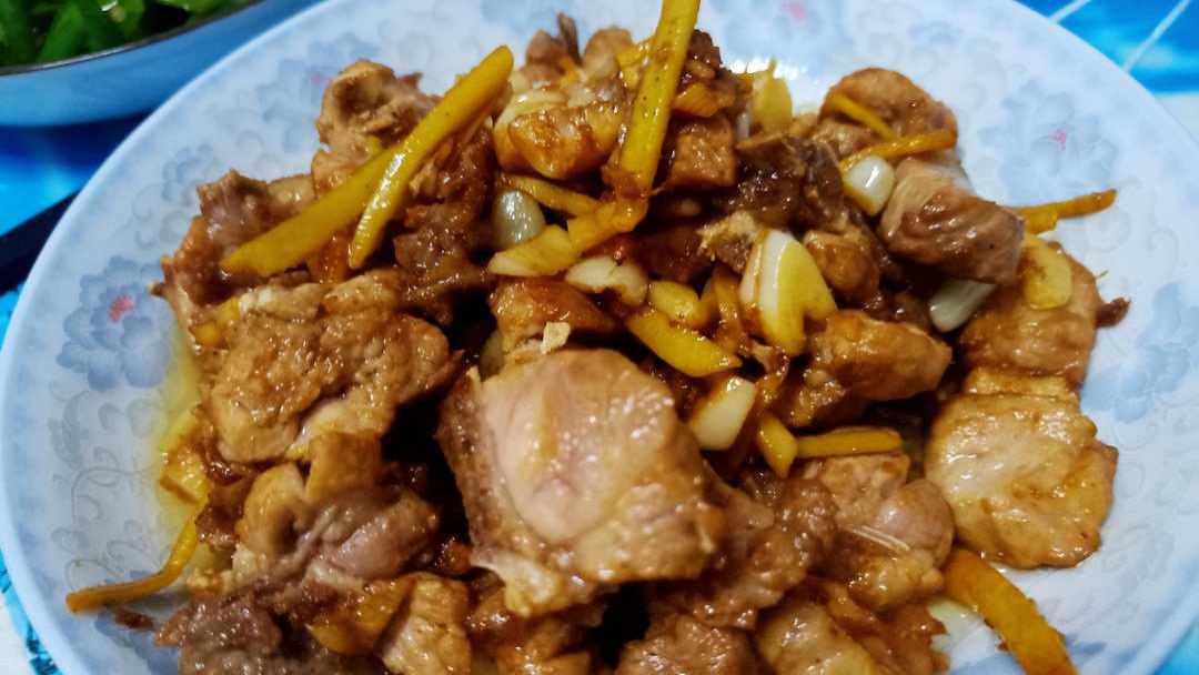蒜香排骨|?闹别扭后，老公给我做的晚餐，看到这菜系，该原谅他吗？