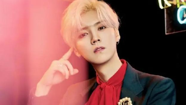 鹿晗|鹿晗制作一天vlog，一个半小时点赞破20W，网友：转行当导演？