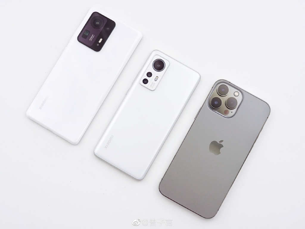 iPhone|iPhone的影响力还是太大了,现在的厂商都把手机往直的做!