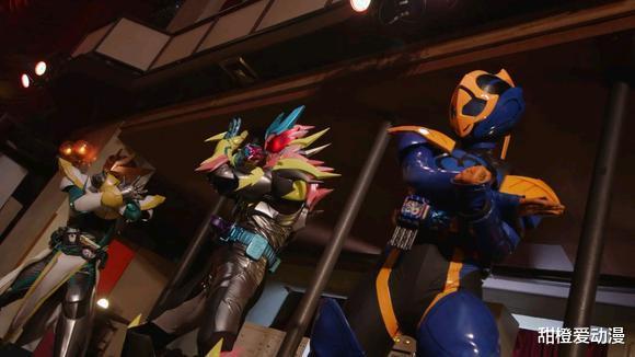 杂志|revice剧场版杂志图：全新的二阶恶魔登场，戴蒙的形象有点丑！