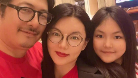 李湘|李湘凌晨约会，戴100W的项链、鸽子蛋大的钻戒，网友：金钱的味道