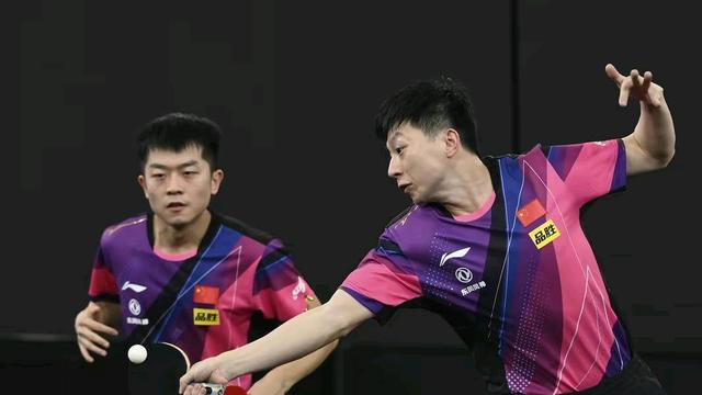 陈梦训练打出神球，国乒选手的创造力，出现在赛场之下
