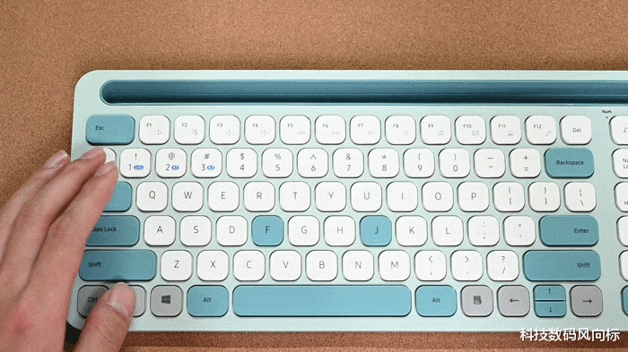 键盘|给孩子备好抗菌键盘，迈可派克这样做，安全又好用